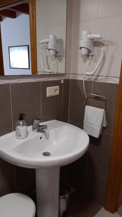 OnísEl Puentin Del Sella Con Wifi Y Parking Gratuitoアパートメント エクステリア 写真